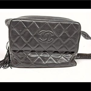 Vintage CHANEL Black Leather Quilted Handbag Purse